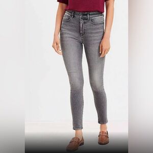 LOFT denim leggings in stone wash